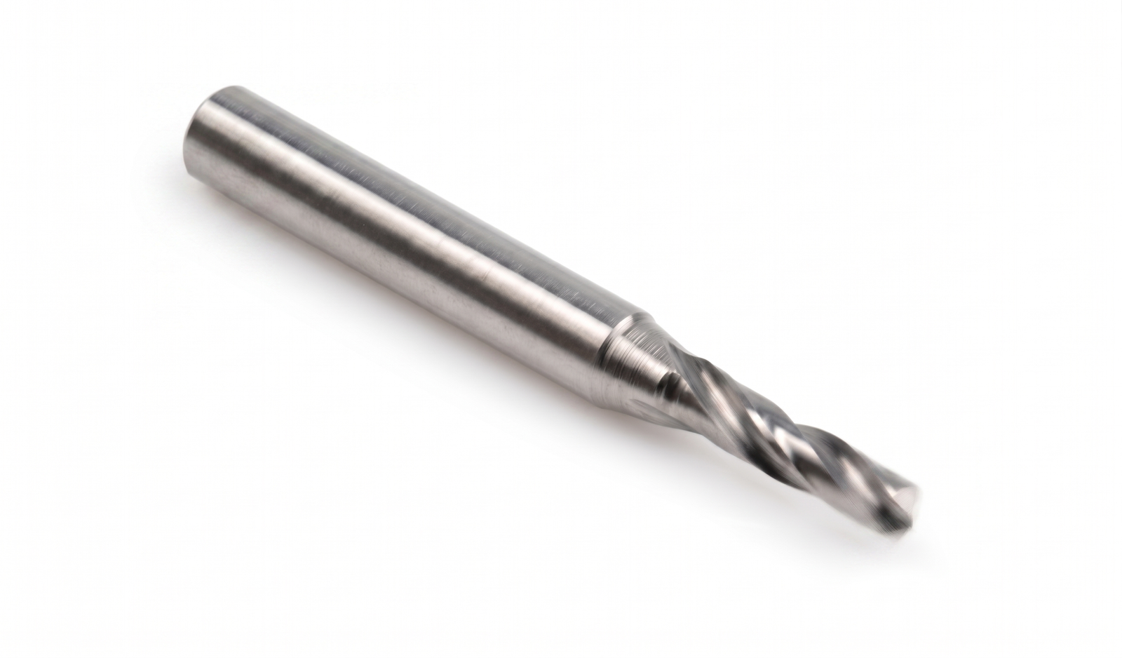 Corner radius end mill for hardened steel machining